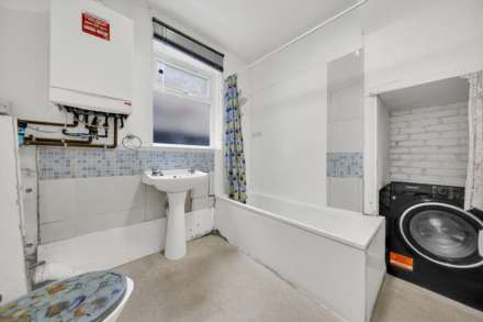 Kettlebaston Road, Leyton, E10, Image 20
