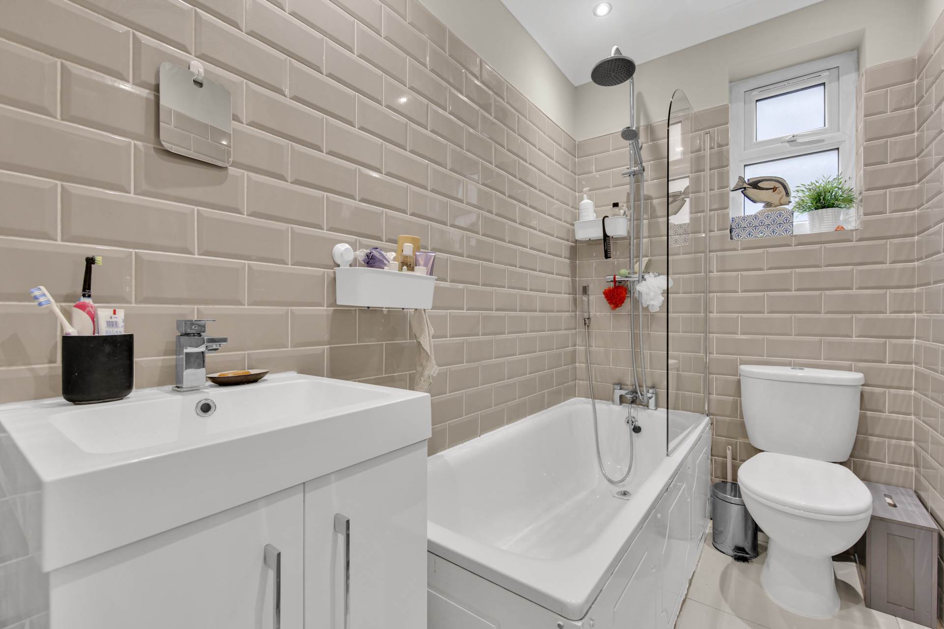 Oliver Road, Leyton, E10, Image 13