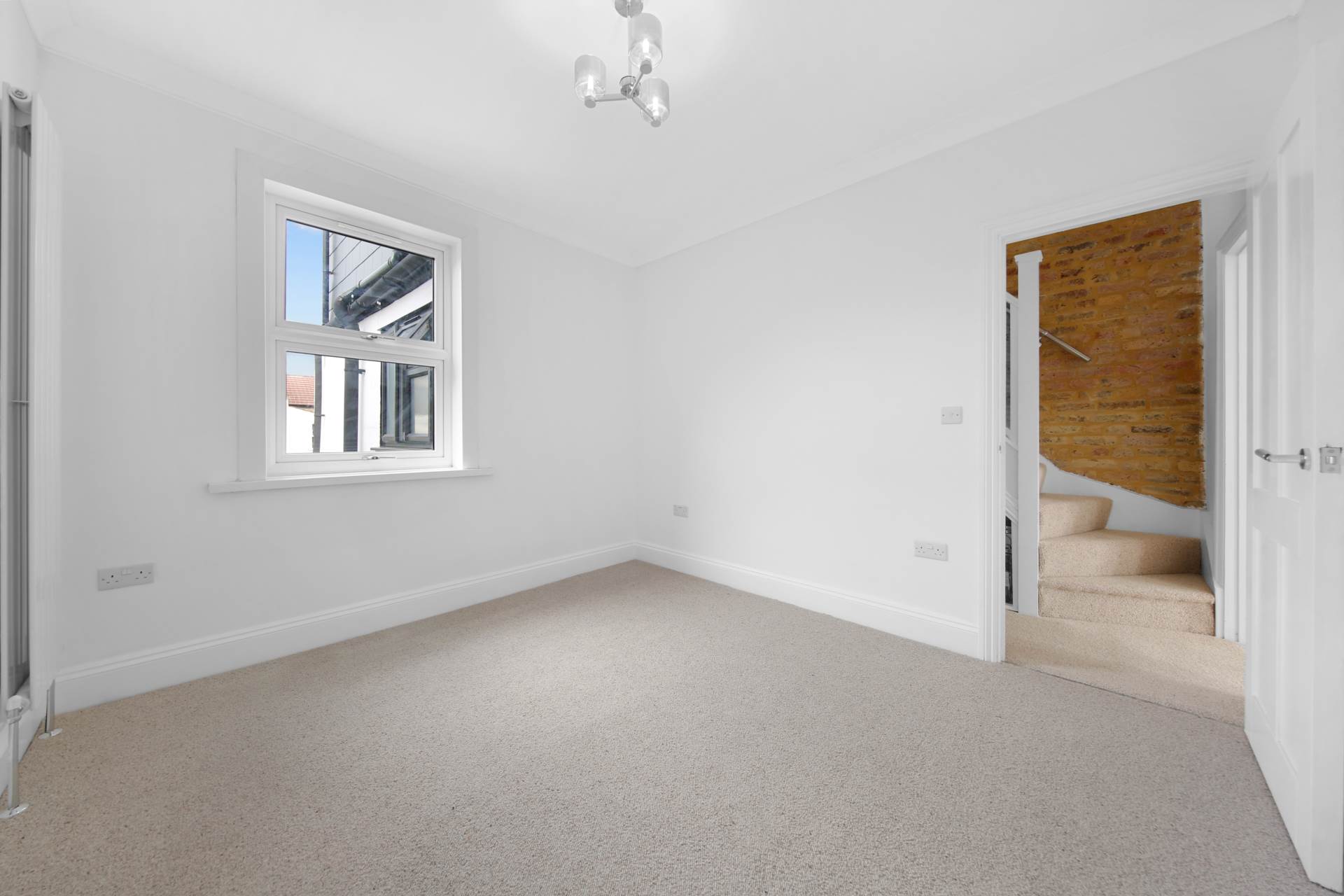 Pearcroft Road, Leytonstone, E11, Image 15