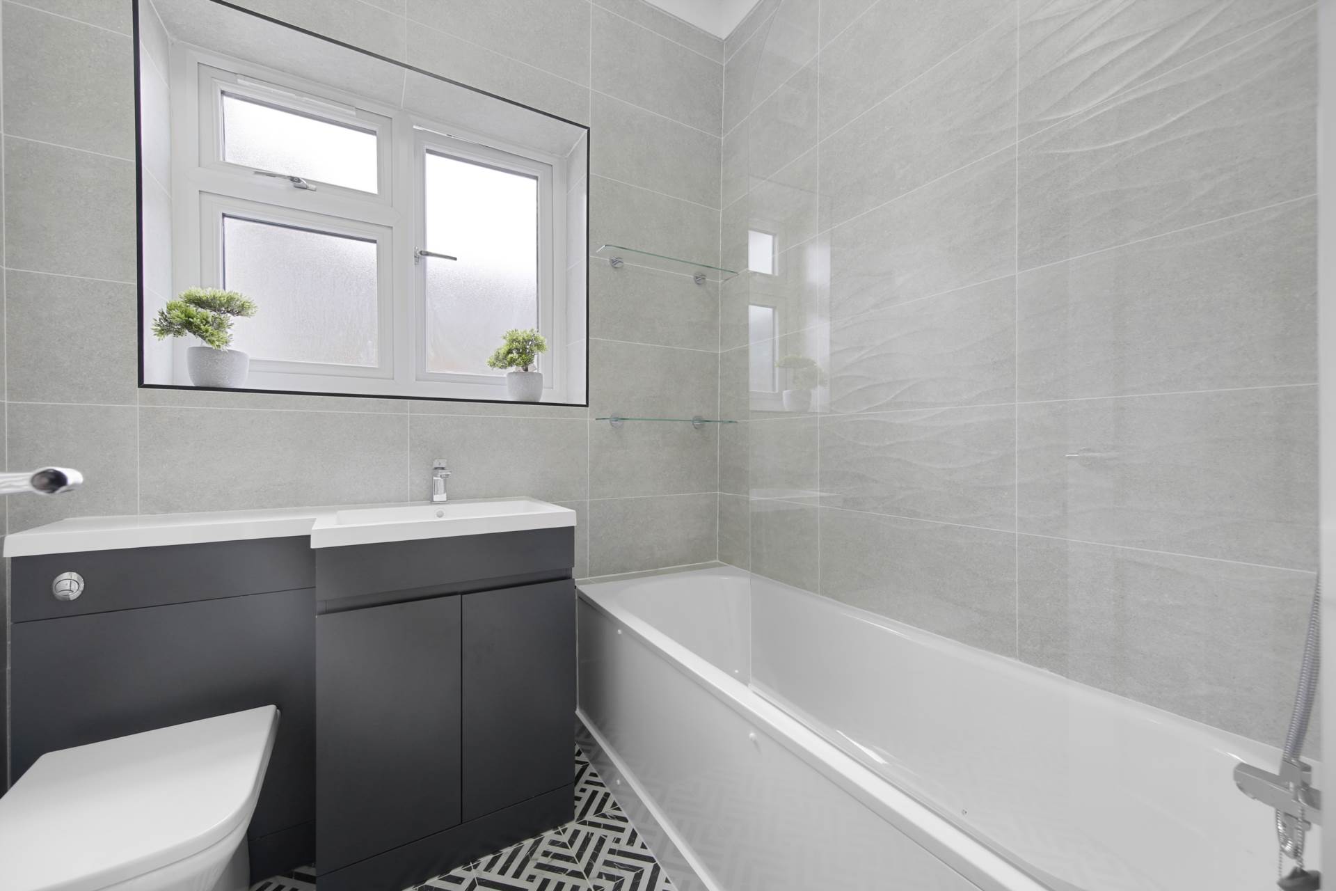 Pearcroft Road, Leytonstone, E11, Image 16