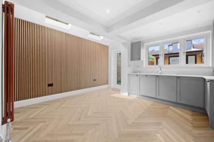 Pearcroft Road, Leytonstone, E11, Image 12