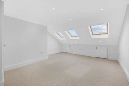 Pearcroft Road, Leytonstone, E11, Image 20