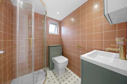 Pearcroft Road, Leytonstone, E11, Image 22