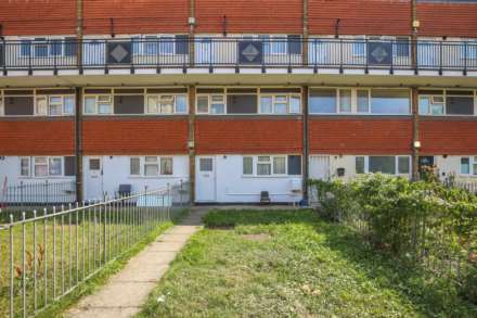 Russel Court, Leyton, E10