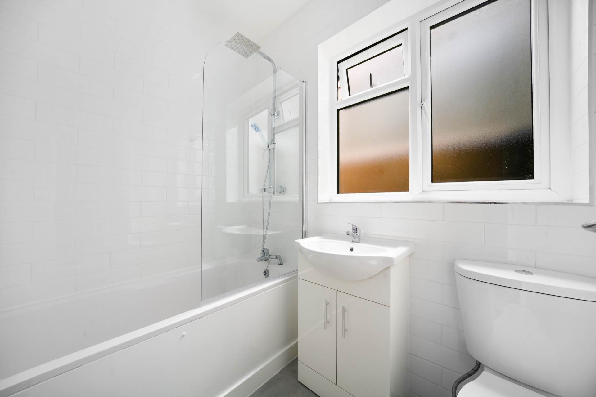 Leasowes Road, Leyton, E10, Image 11