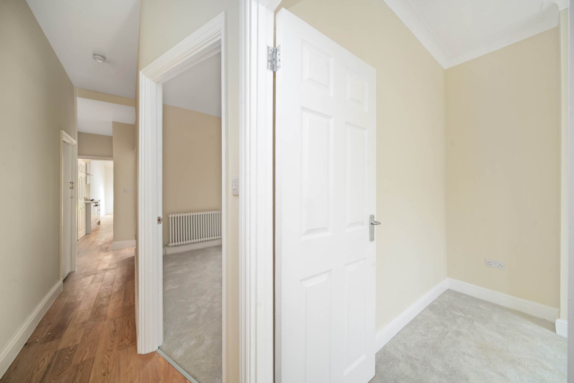 Leasowes Road, Leyton, E10, Image 12