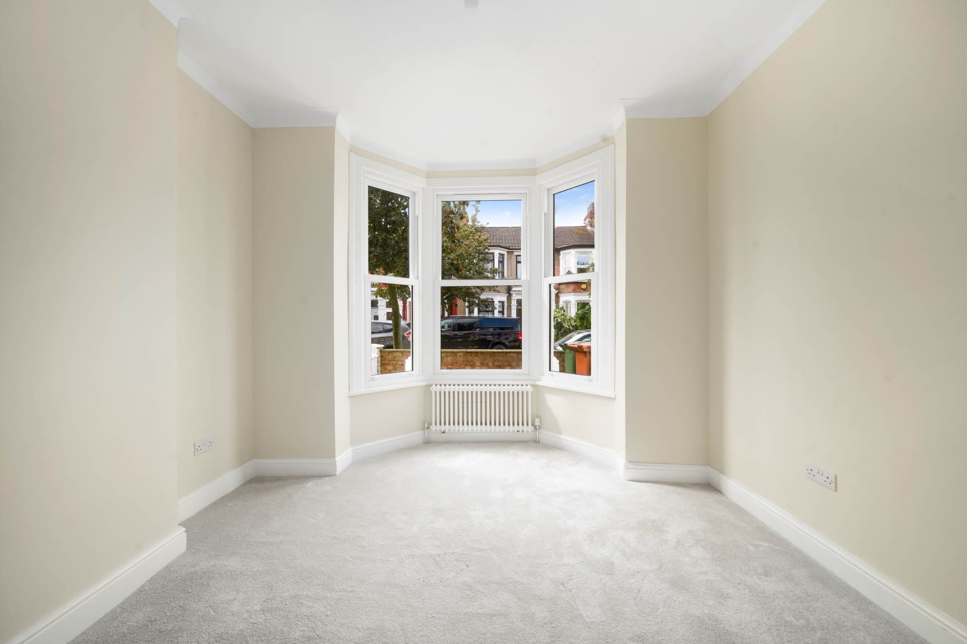 Leasowes Road, Leyton, E10, Image 15