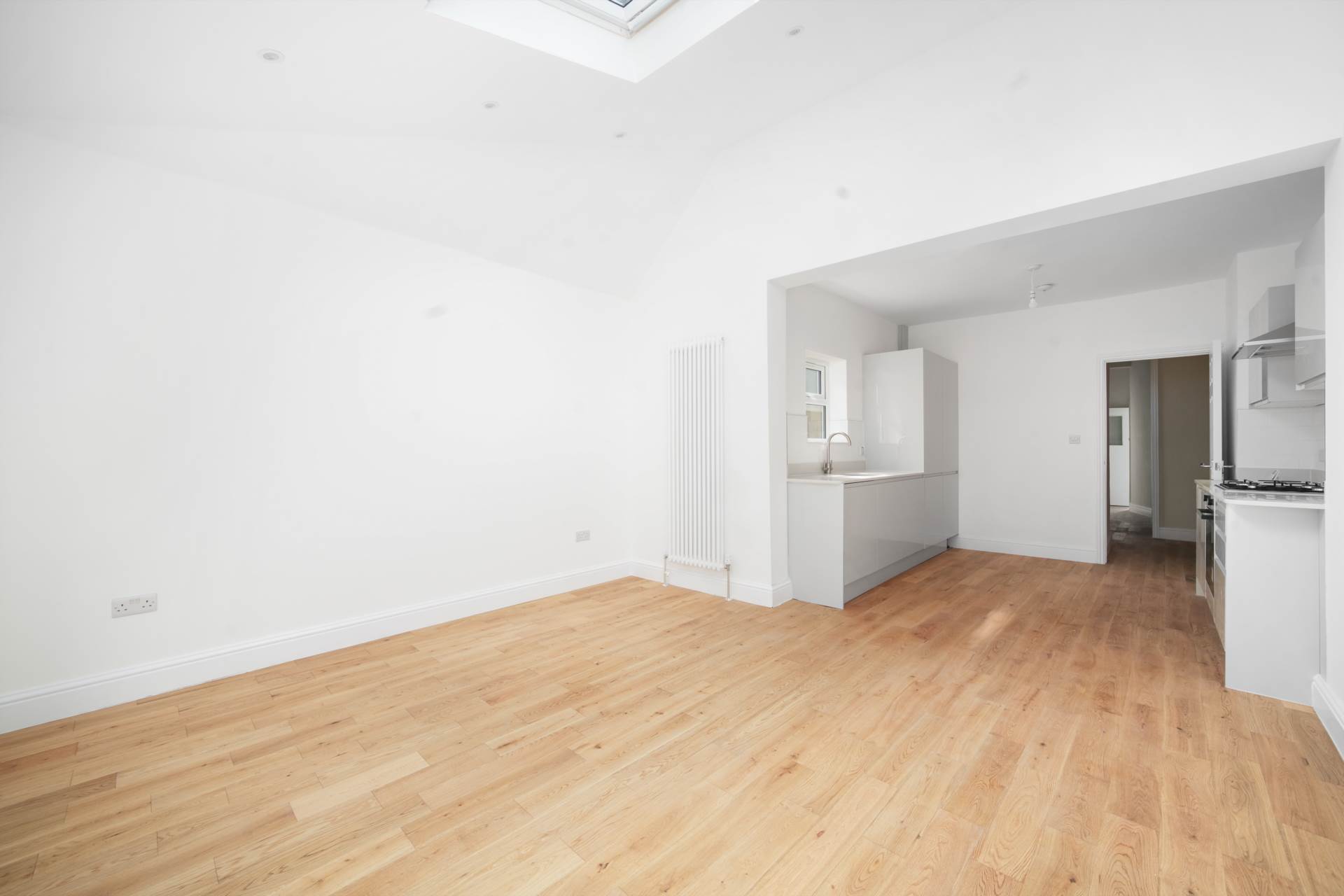 Leasowes Road, Leyton, E10, Image 2