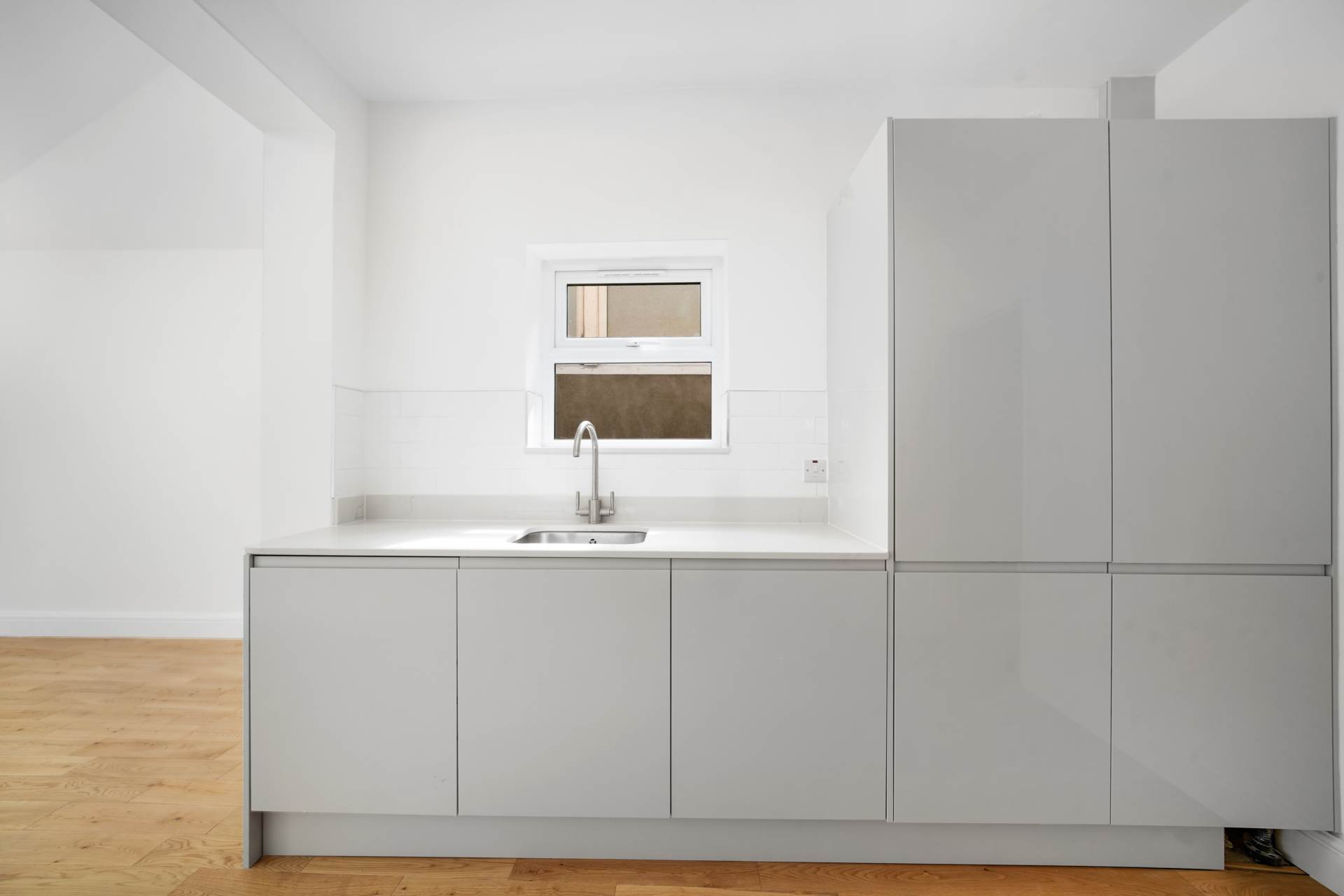 Leasowes Road, Leyton, E10, Image 8