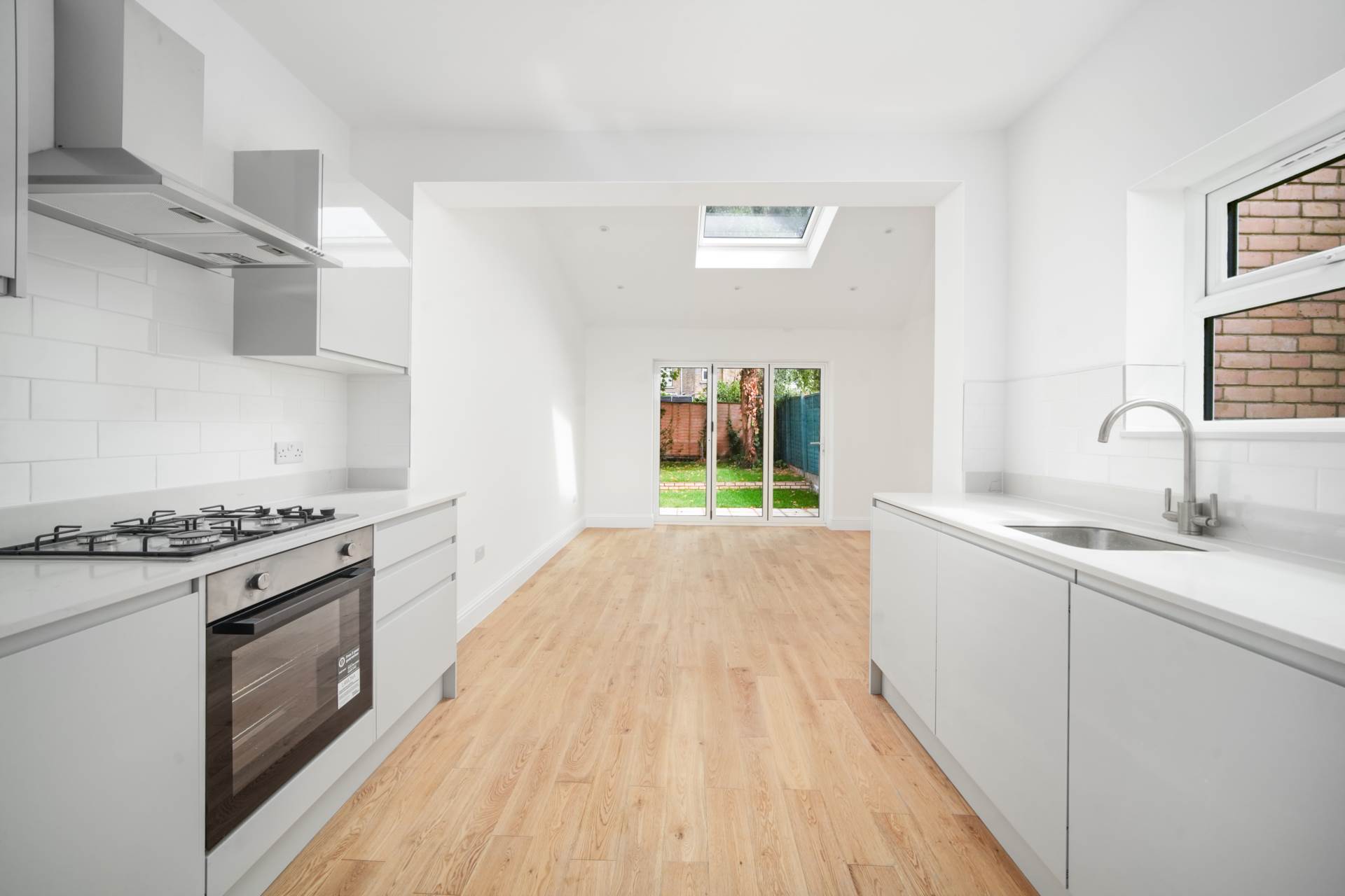 Leasowes Road, Leyton, E10, Image 9