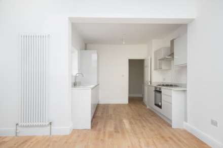 Leasowes Road, Leyton, E10, Image 3