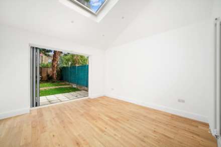 Leasowes Road, Leyton, E10, Image 6