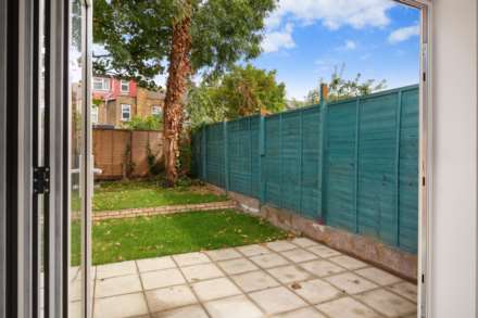 Leasowes Road, Leyton, E10, Image 7