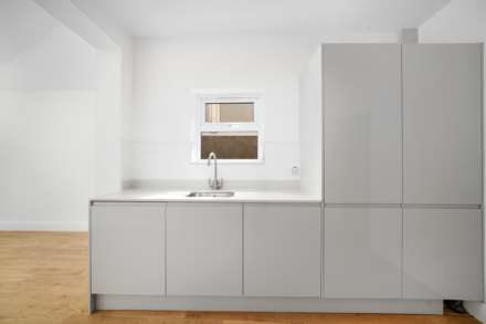 Leasowes Road, Leyton, E10, Image 8