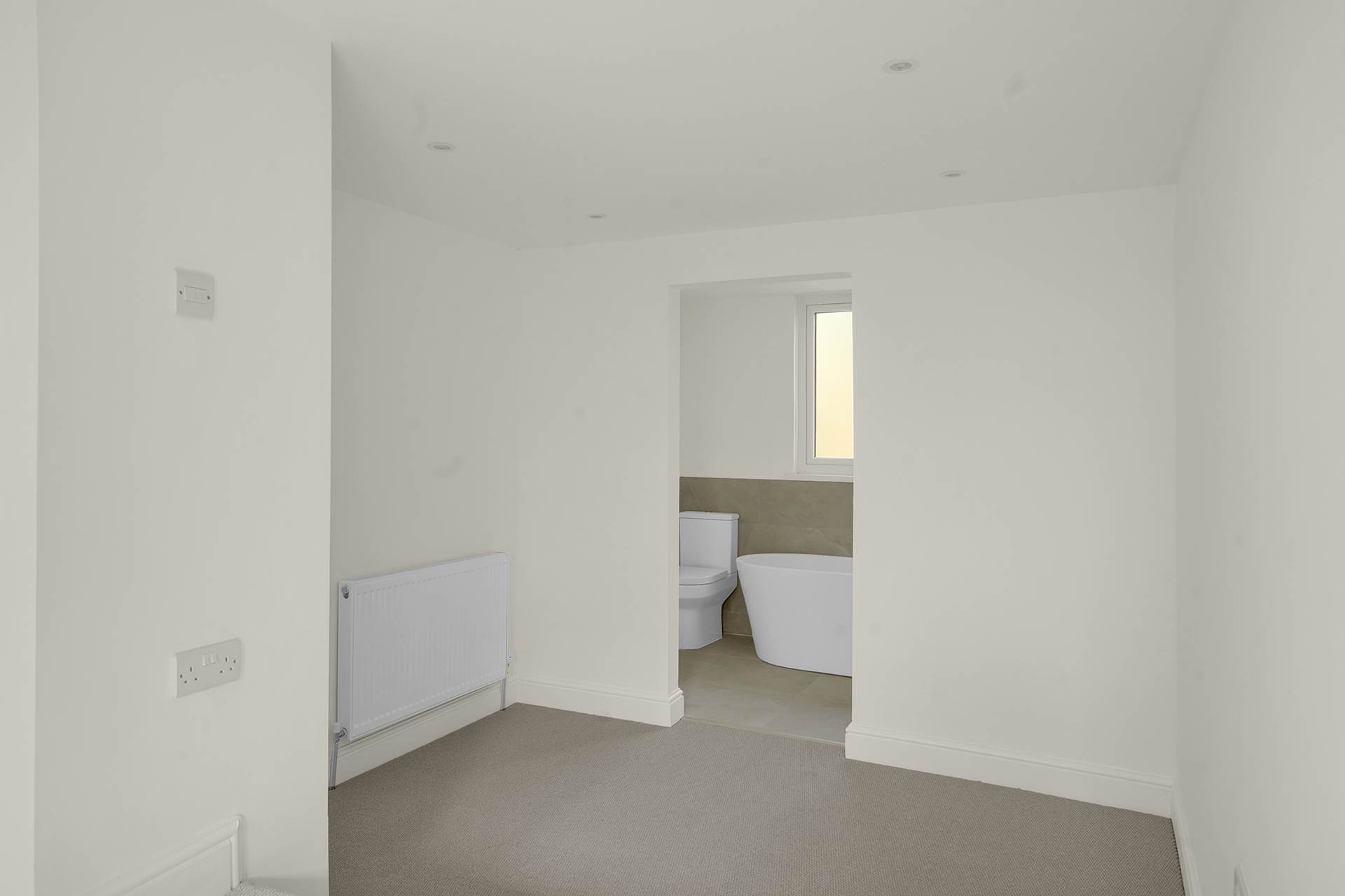 Windsor Road, Leyton, E10, Image 20