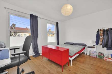 Nutfield Road, Leyton, E15, Image 10