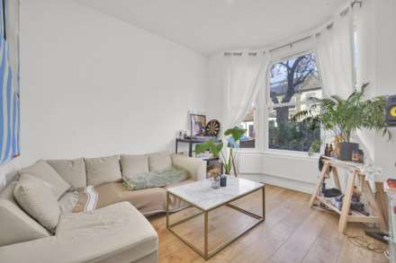 Nutfield Road, Leyton, E15, Image 2