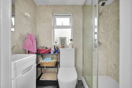 Nutfield Road, Leyton, E15, Image 3