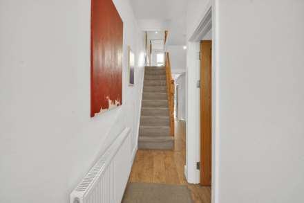 Nutfield Road, Leyton, E15, Image 8