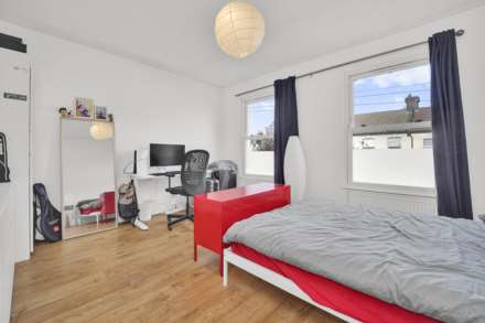 Nutfield Road, Leyton, E15, Image 9
