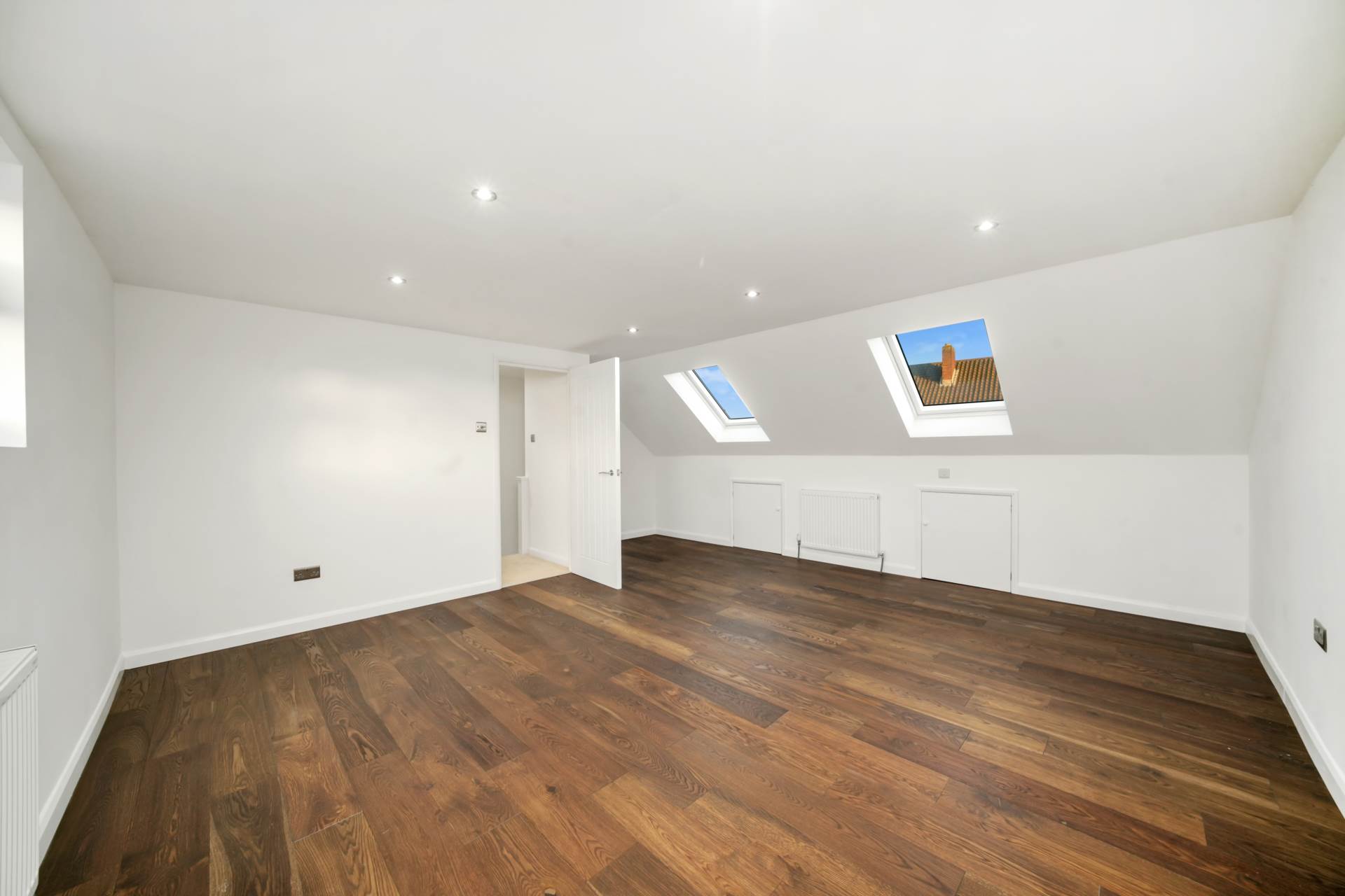 Grosvenor Road, Leyton, E10, Image 22