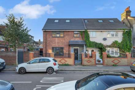 Grosvenor Road, Leyton, E10, Image 1