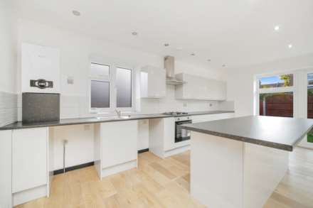 Grosvenor Road, Leyton, E10, Image 10
