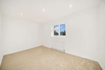 Grosvenor Road, Leyton, E10, Image 13