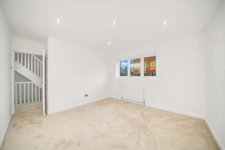 Grosvenor Road, Leyton, E10, Image 18
