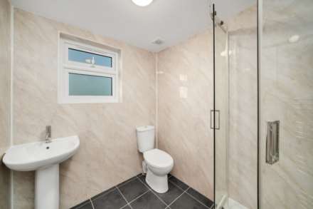 Grosvenor Road, Leyton, E10, Image 19