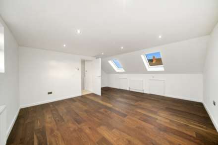 Grosvenor Road, Leyton, E10, Image 22