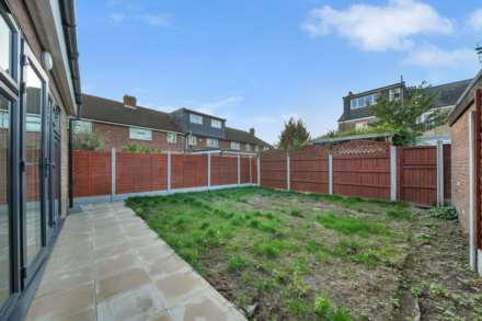 Grosvenor Road, Leyton, E10, Image 23