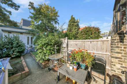 Albert Road, London, E10, Image 13