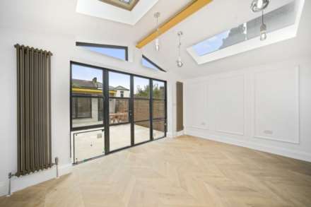 Leyton Park Road, Leyton, E10, Image 12