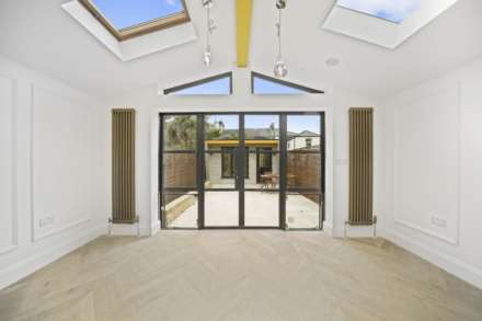 Leyton Park Road, Leyton, E10, Image 17