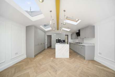 Leyton Park Road, Leyton, E10, Image 9