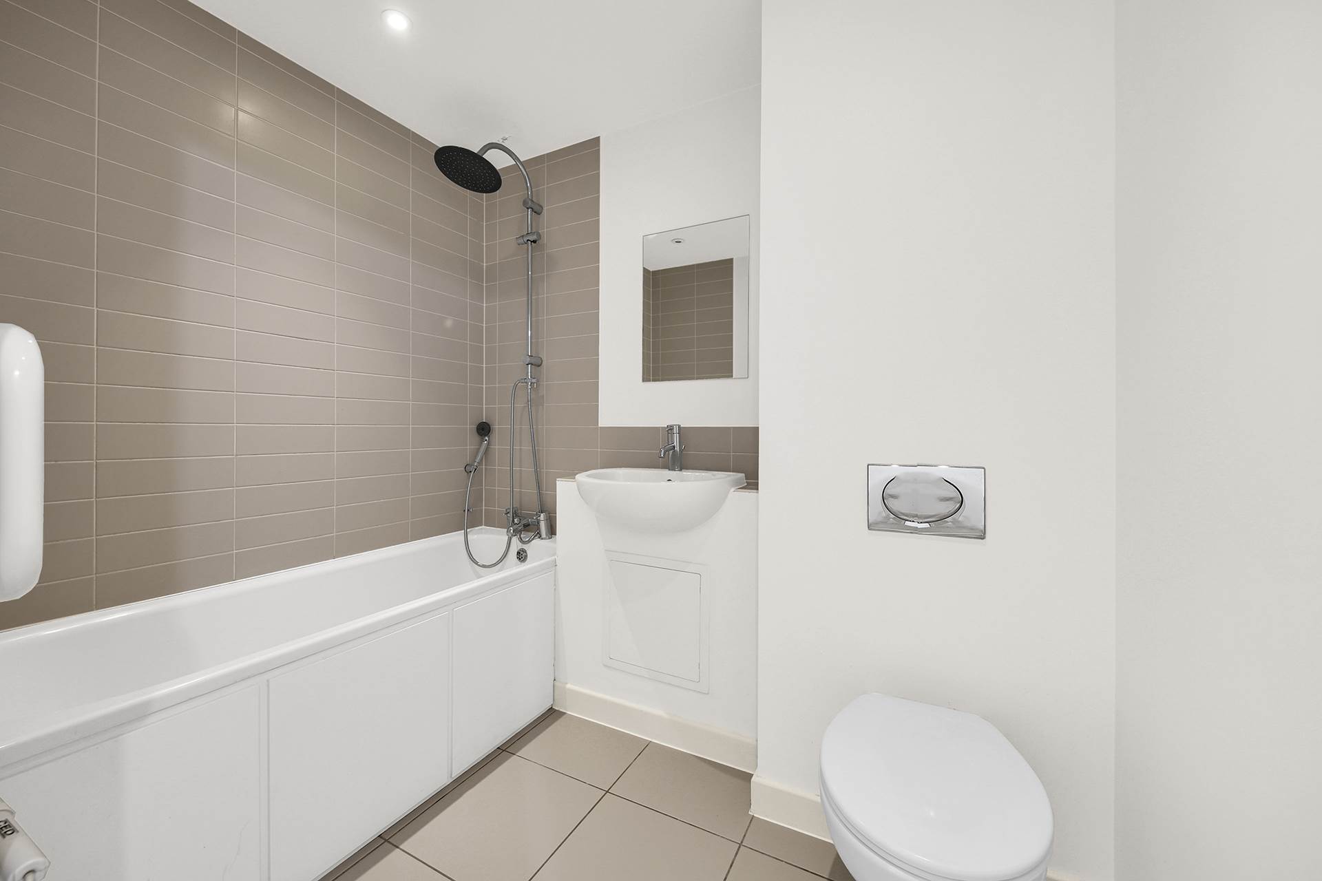 Jonston Court, London, E10, Image 12