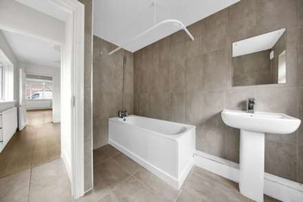 Downsell Road, Stratford, E15, Image 9