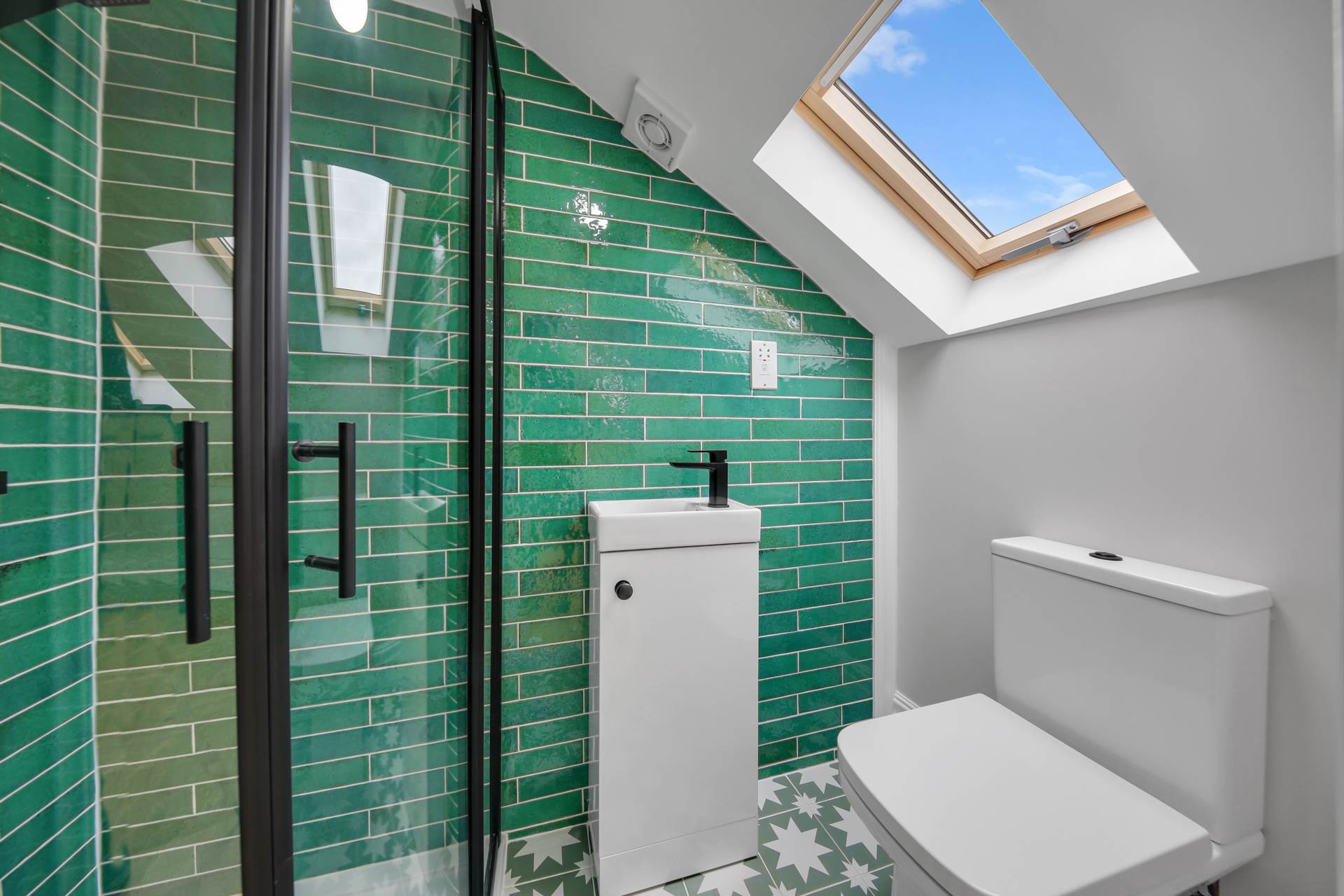 Lister Road, Leytonstone, E11, Image 12