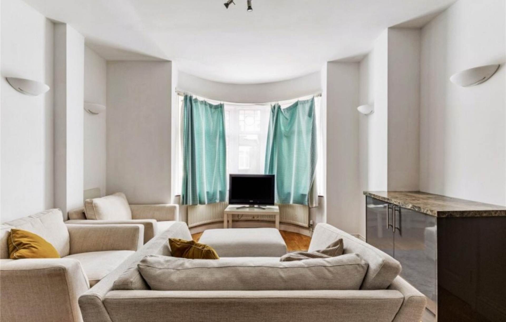 Montana Road, SW17, Image 3