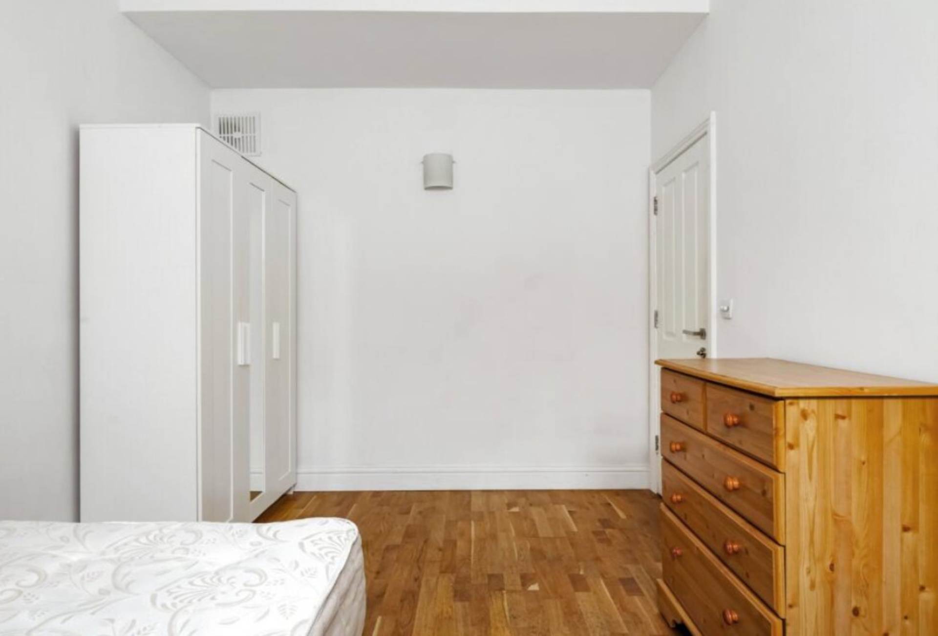 Montana Road, SW17, Image 7