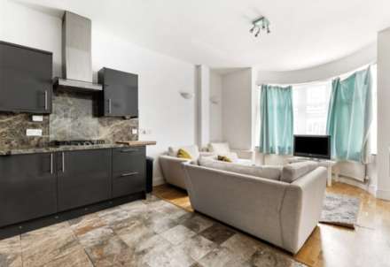 Montana Road, SW17, Image 2