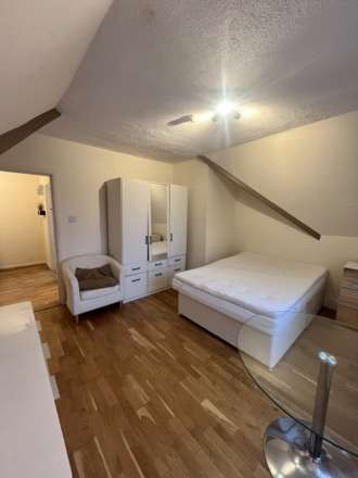 Aldrington Road, SW16, Image 4