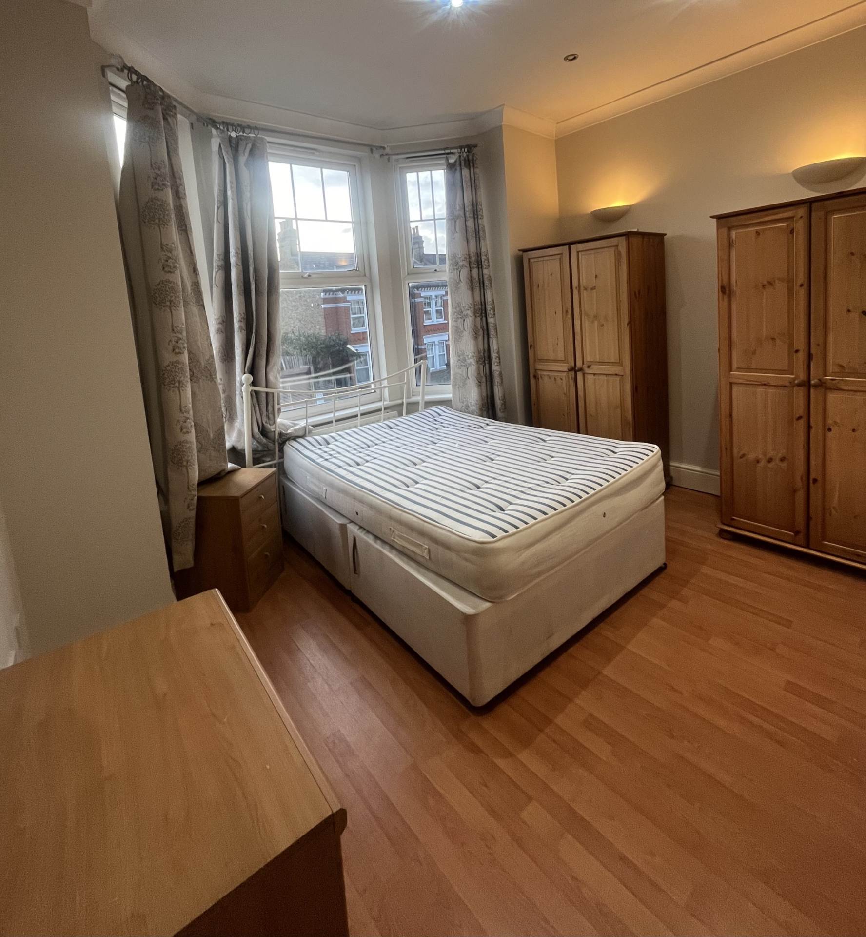 Tooting Bec Road, SW17, Image 6