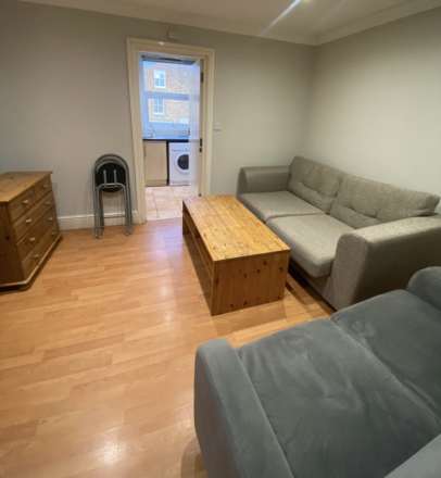 Tooting Bec Road, SW17, Image 2