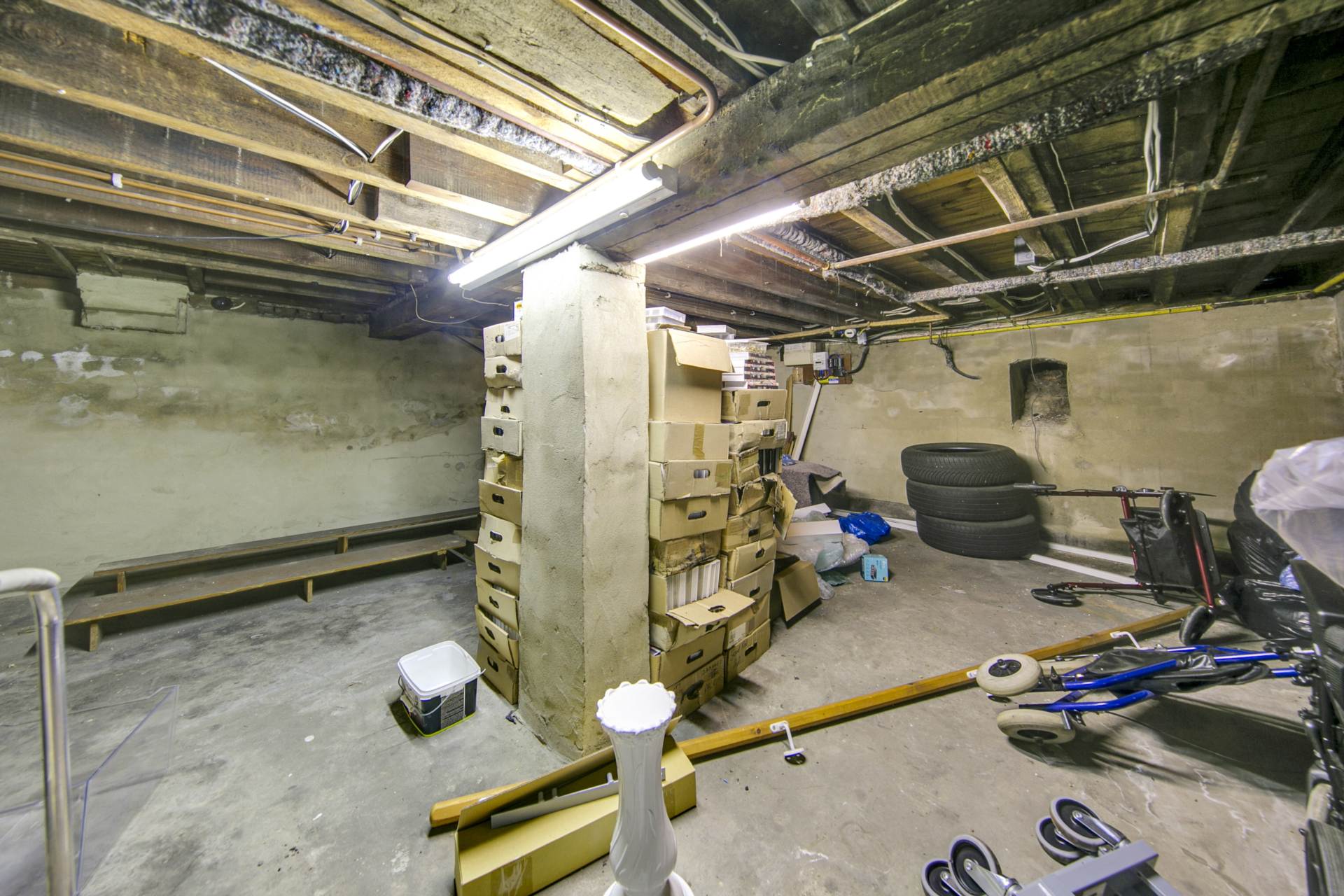 Church Road, London, E10, Image 24