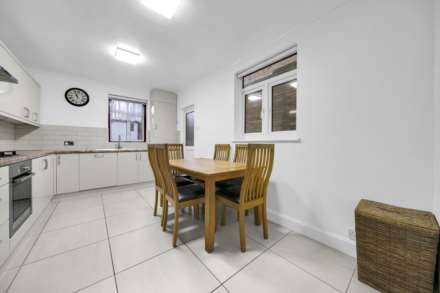 Church Road, London, E10, Image 11
