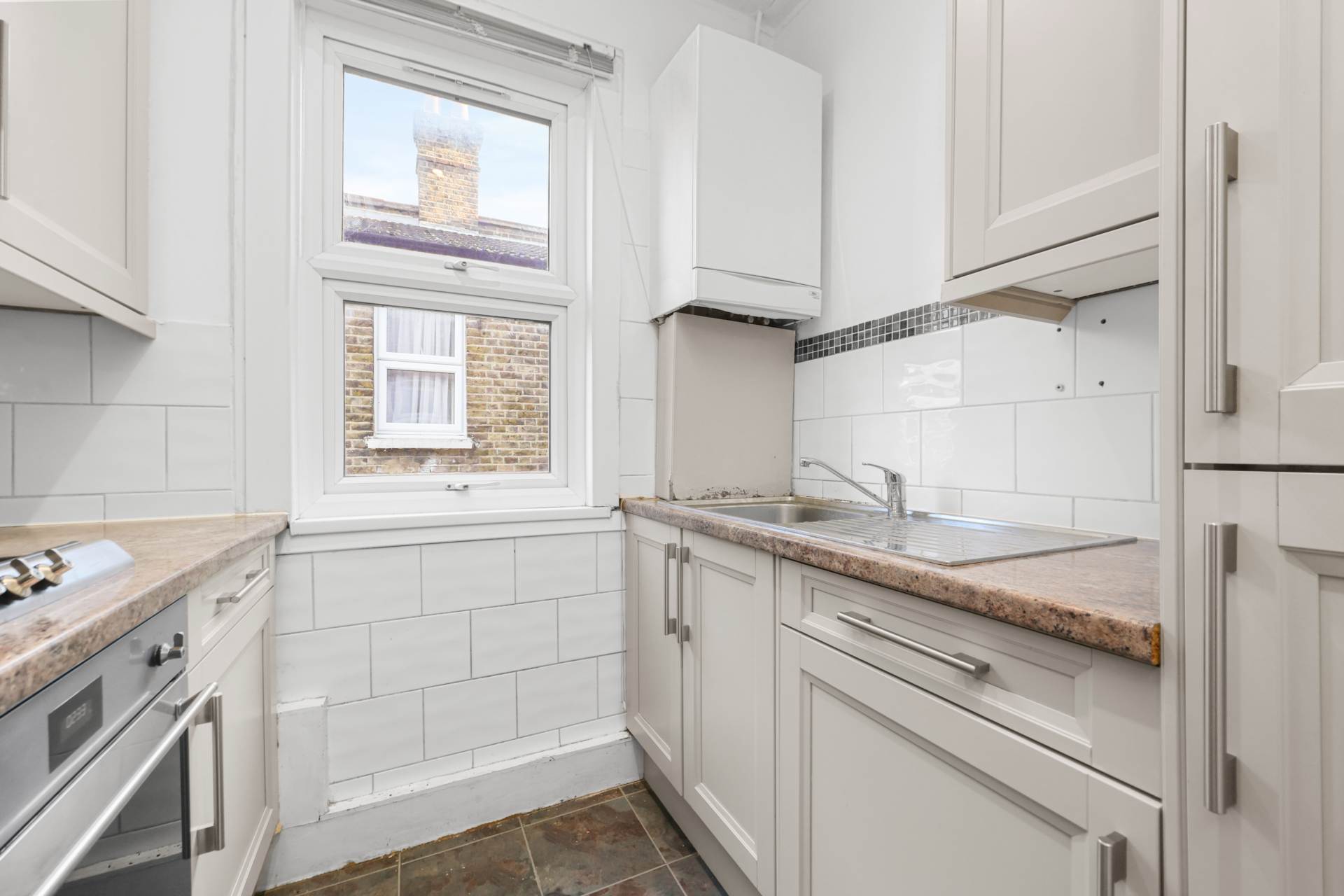 Lyndhurst Drive, Leyton, E10, Image 12