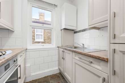 Lyndhurst Drive, Leyton, E10, Image 12