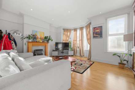 Lyndhurst Drive, Leyton, E10, Image 2